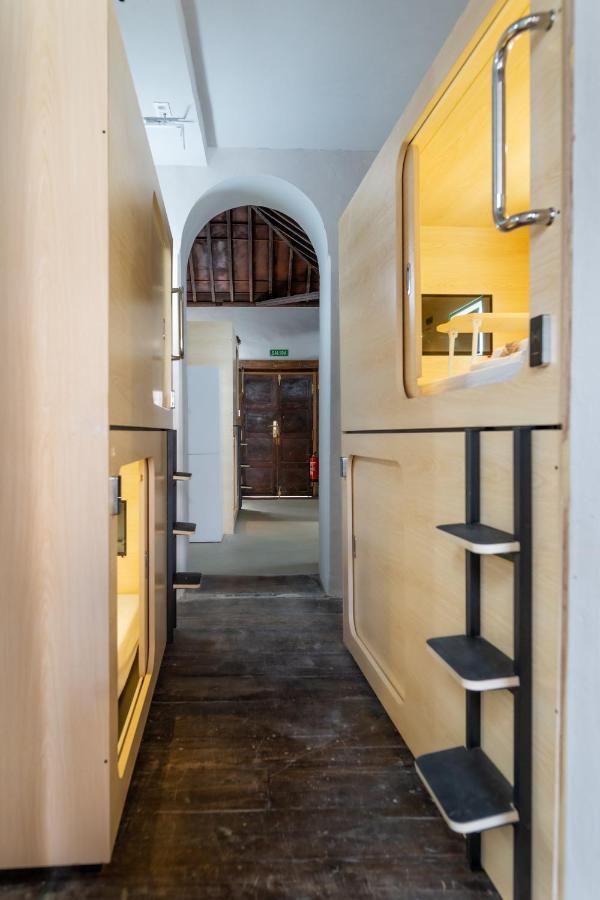 Hostelit, Capsule Hostel ซานตาครูซเดลาปัลมา ภายนอก รูปภาพ